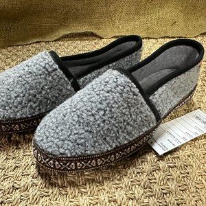 ACORN WOVEN TRIM MOC  SLIPPERS UNISEX NEW